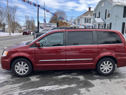 2016 Chrysler Town and Country Touring