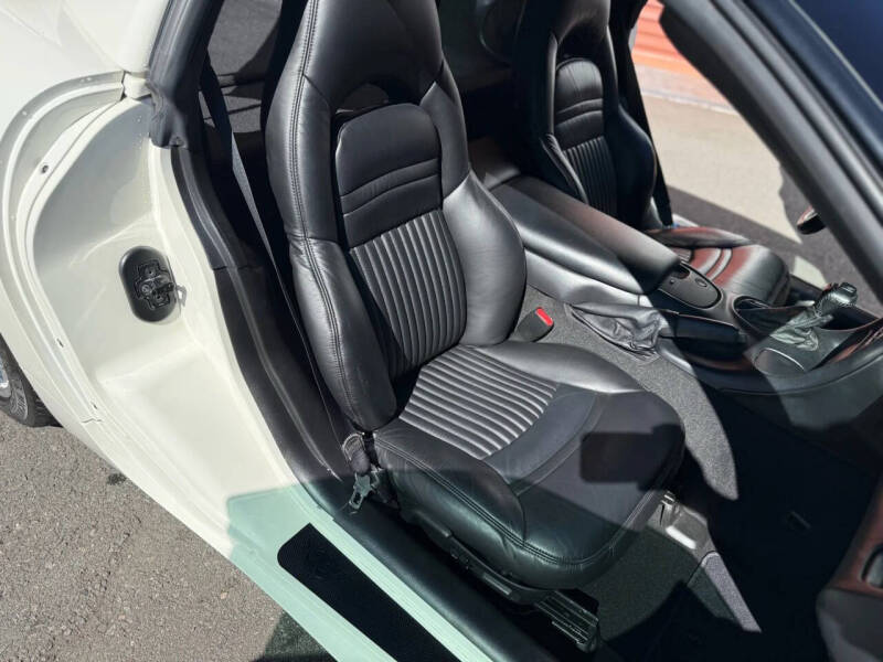 2001 Chevrolet Corvette