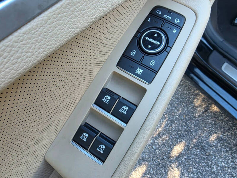 2016 Hyundai Genesis 3.8L