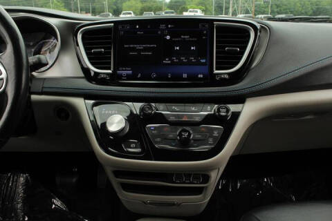 2021 Chrysler Pacifica Touring L