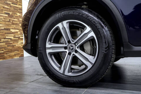 2019 Mercedes-Benz GLC GLC 300