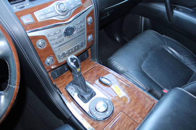 2019 Infiniti QX80 Luxe