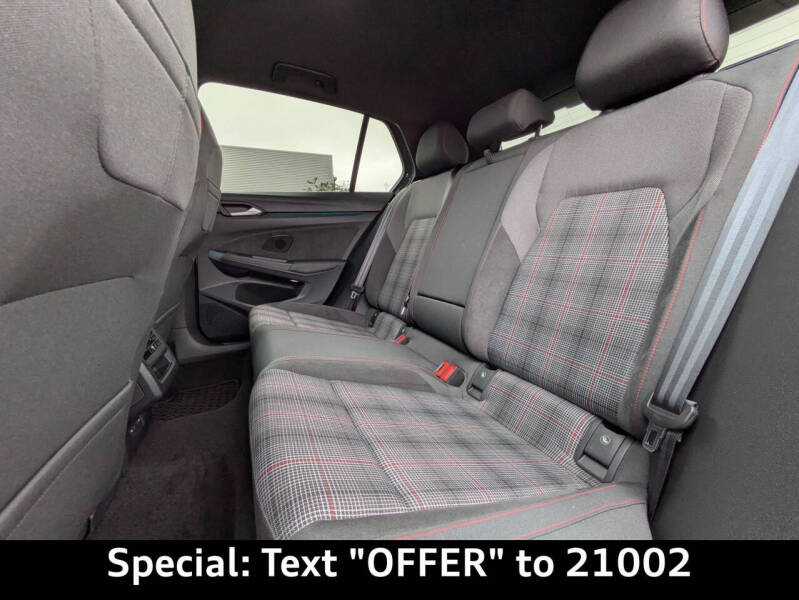 2024 Volkswagen Golf GTI 380 SE