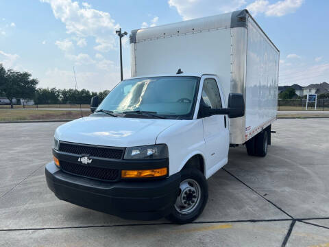 2020 Chevrolet Express for sale at AUTO DIRECT Bellaire in Houston TX