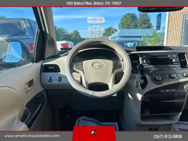 2011 Toyota Sienna