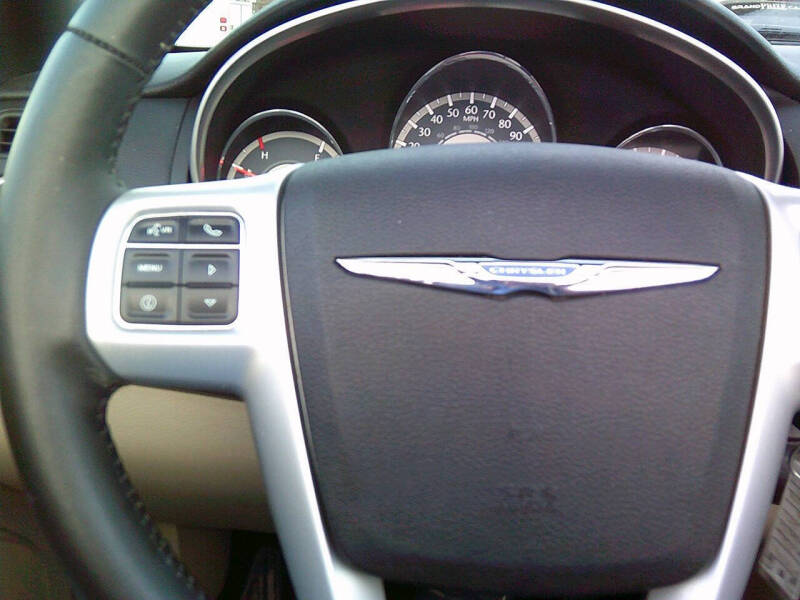 2012 Chrysler 200 Limited