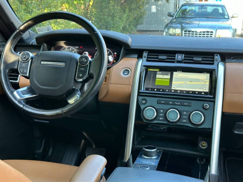 2018 Land Rover Discovery HSE Luxury