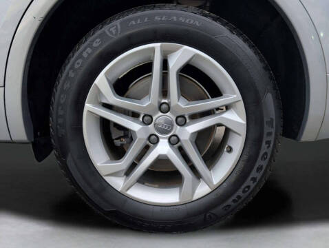 2019 Audi Q5 quattro Premium 45 TFSI