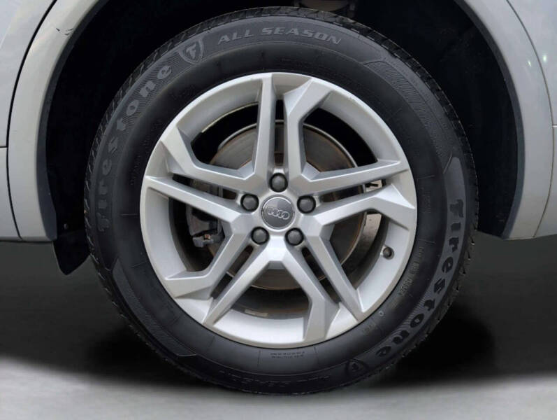 2019 Audi Q5 quattro Premium 45 TFSI