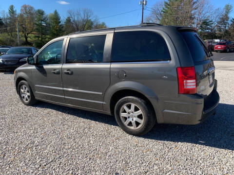 2010 Chrysler Town and Country Touring Plus