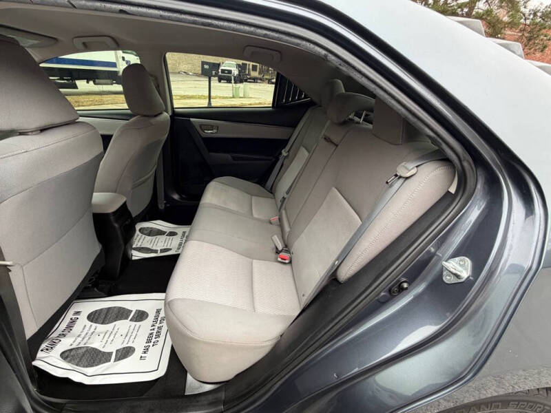 2015 Toyota Corolla LE