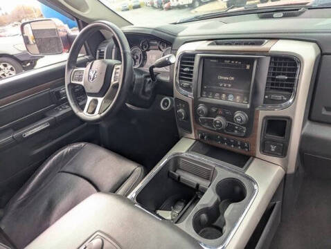 2016 RAM 3500 Laramie