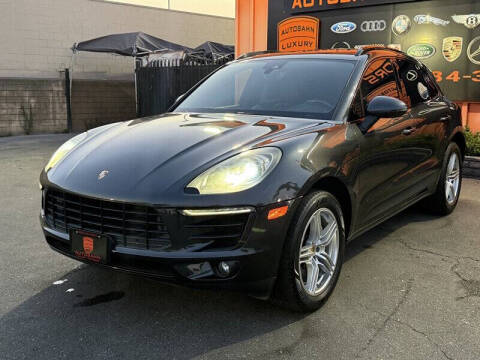 2017 Porsche Macan S