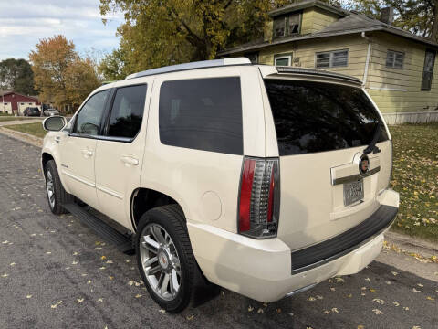 2013 Cadillac Escalade Premium