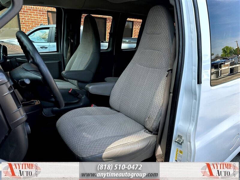 2017 Chevrolet Express LT 2500