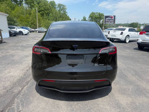 2023 Tesla Model Y Performance