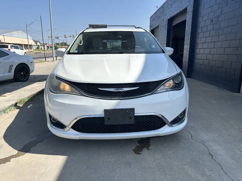 2017 Chrysler Pacifica Touring Plus