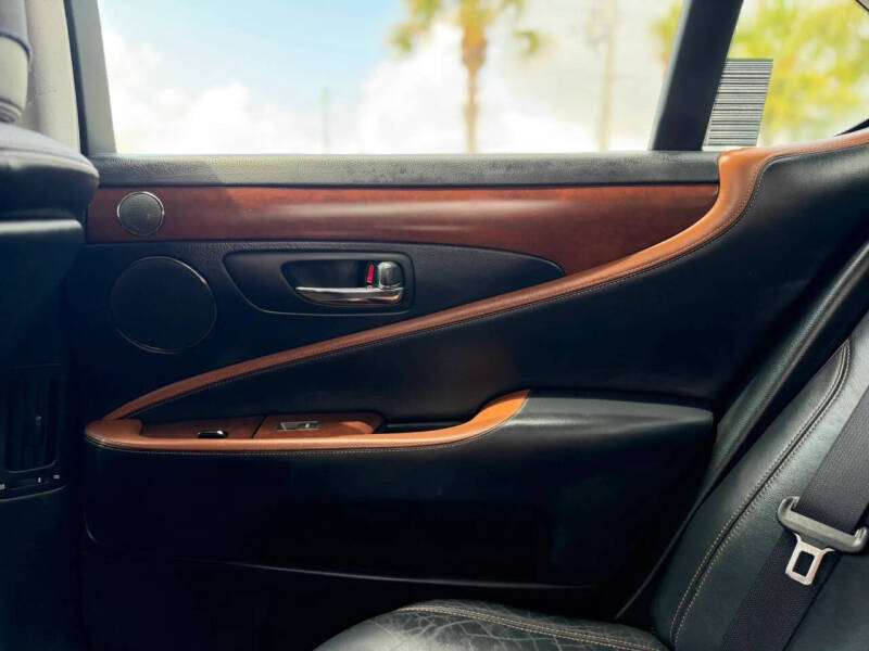 2011 Lexus LS 460
