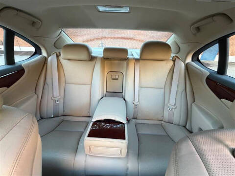 2007 Lexus LS 460