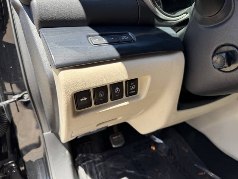 2022 Nissan Maxima 3.5 Platinum