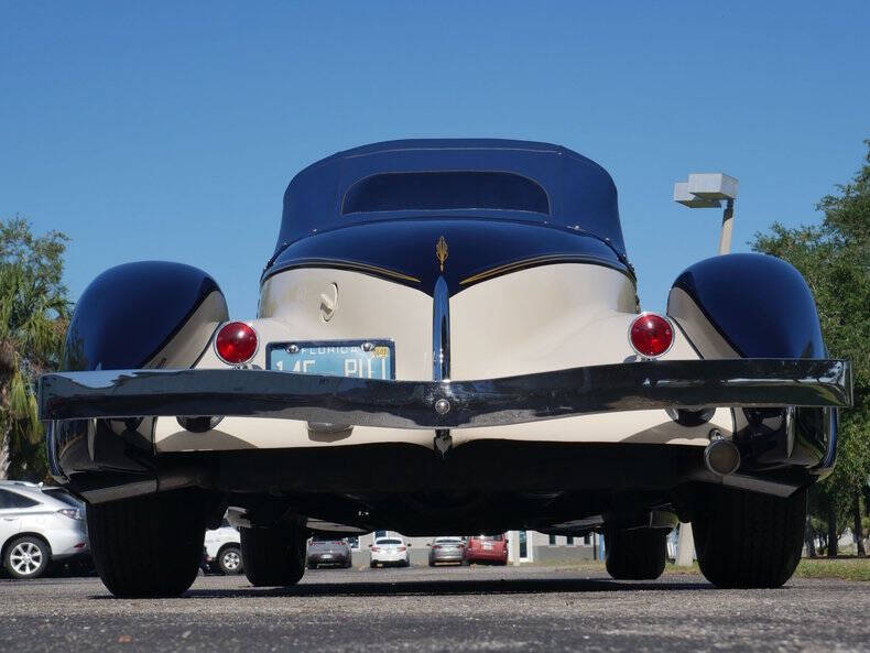 1936 Auburn Boattail Speedster