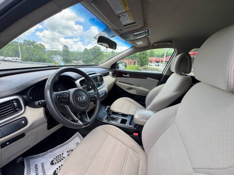 2016 Kia Sorento LX