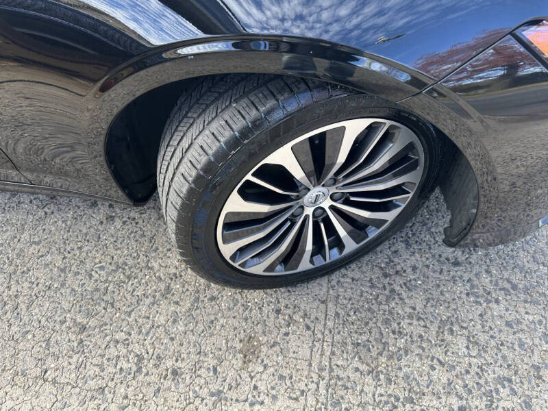 2022 Volvo S90 B6 Momentum