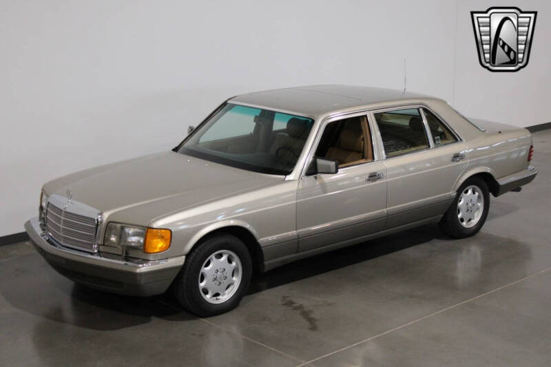 1988 Mercedes-Benz 560-Class 560 SEL