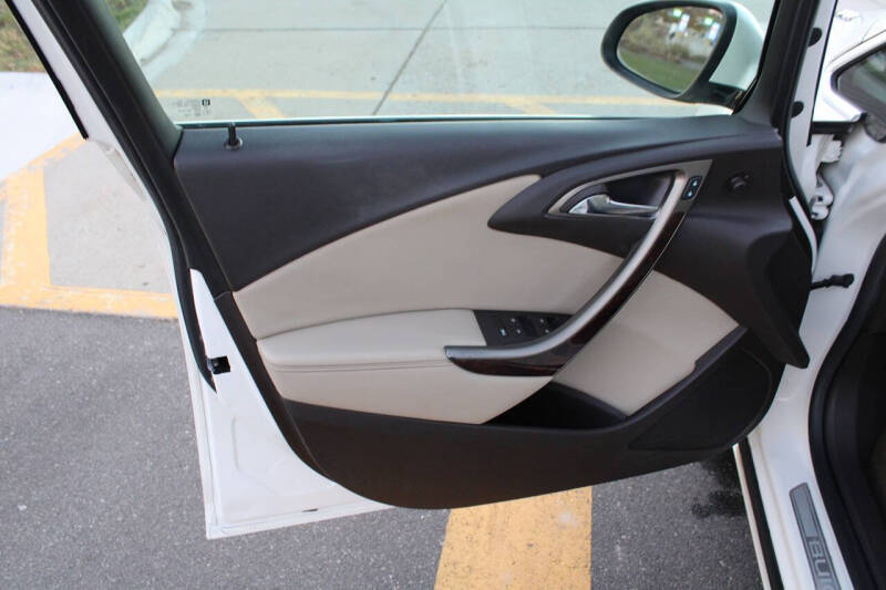 2012 Buick Verano Convenience Group