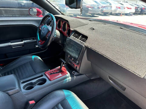 2012 Dodge Challenger R/T Plus