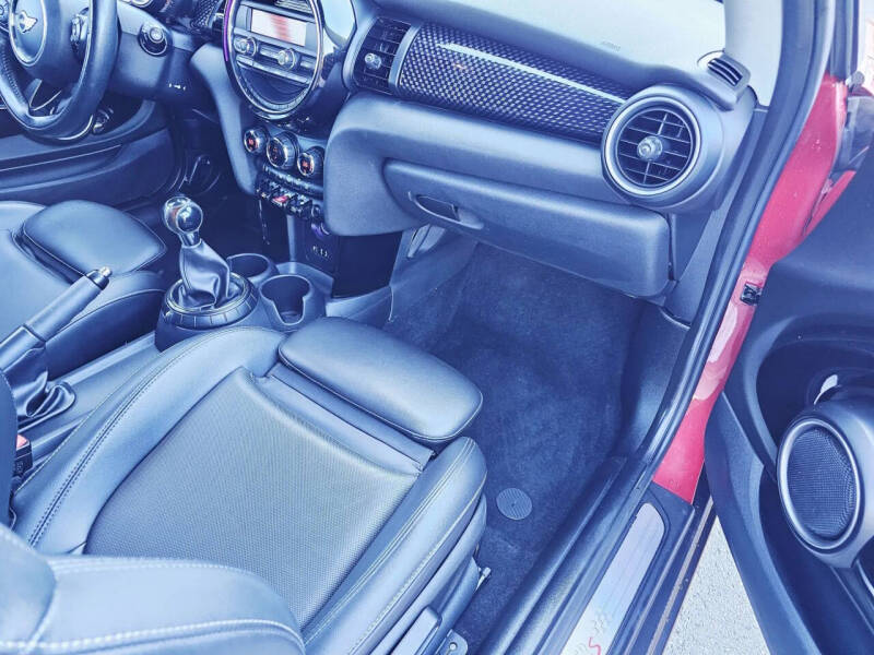 2015 MINI Hardtop 2 Door Cooper S