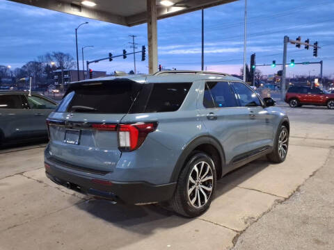 2025 Ford Explorer ST-Line