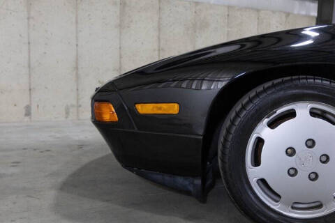 1987 Porsche 928 S4