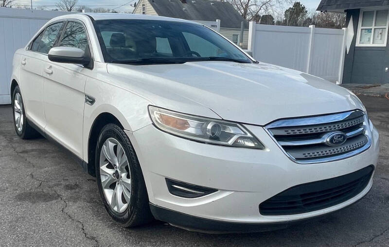 2011 Ford Taurus SEL