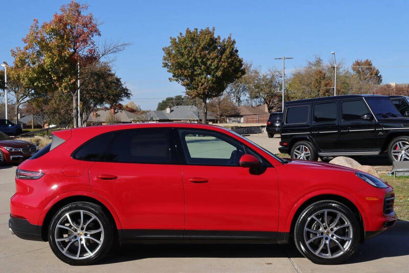 2023 Porsche Cayenne