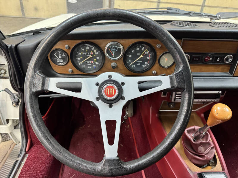 1980 FIAT 124 Spider