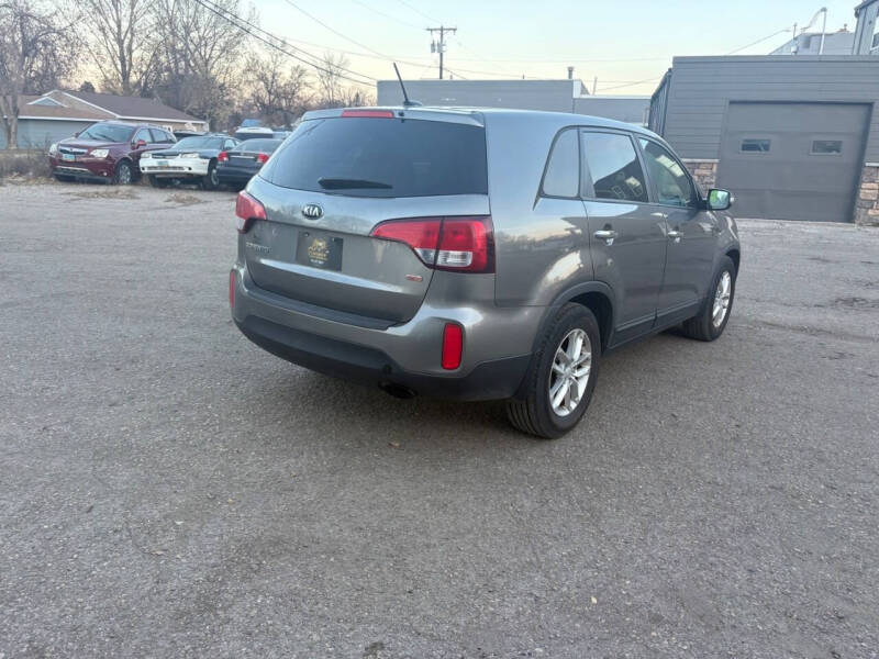 2015 Kia Sorento LX