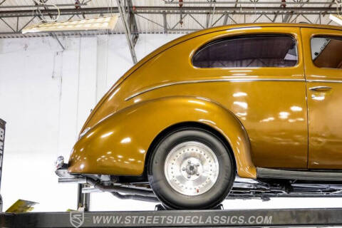 1940 Ford Deluxe