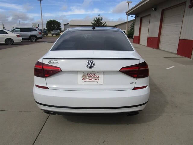 2018 Volkswagen Passat V6 GT