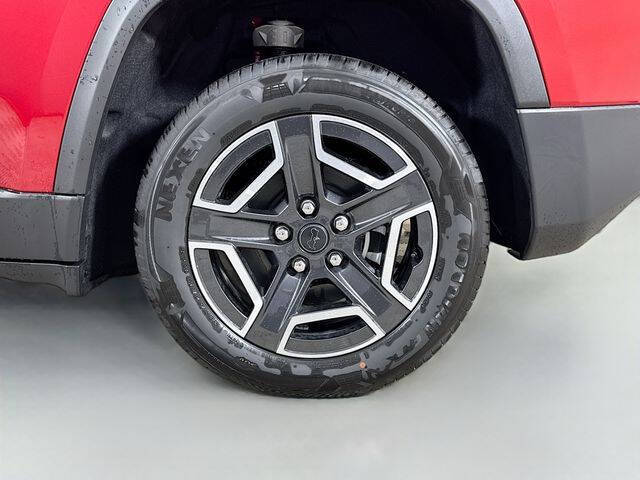 2026 Jeep Cherokee Laredo