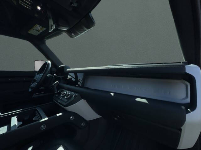 2024 Land Rover Defender 90 P400 X-Dynamic SE