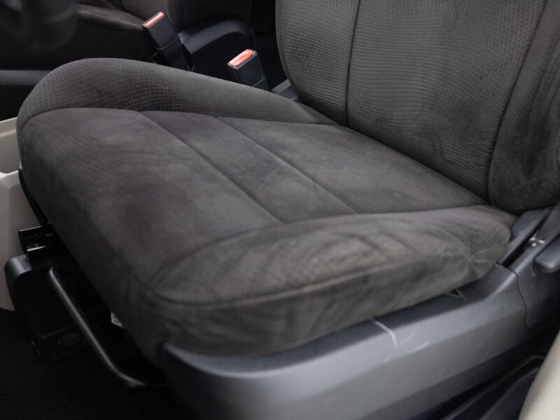 2014 Dodge Grand Caravan SE 30th Anniversary
