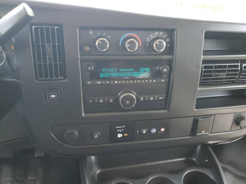 2017 Chevrolet Express LS 3500