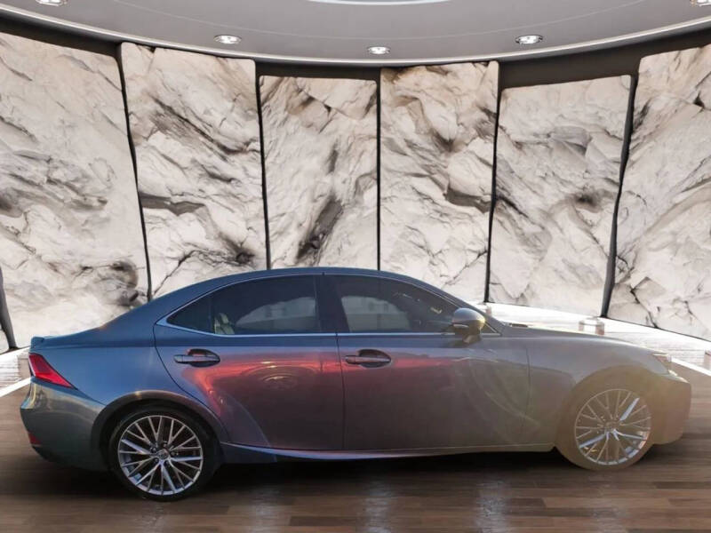 2016 Lexus IS 200t