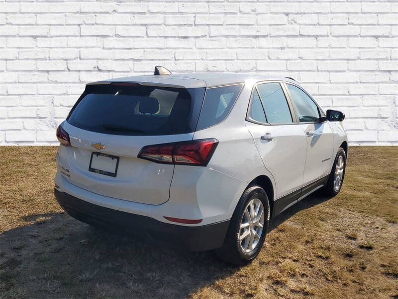 2023 Chevrolet Equinox LS