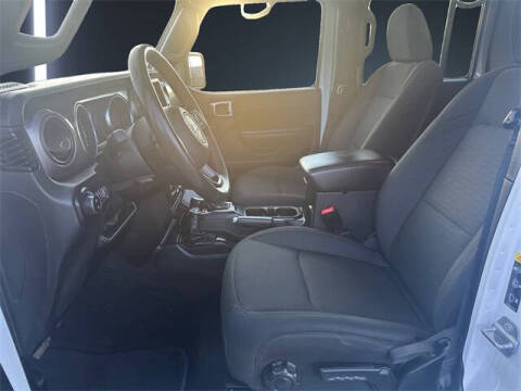 2020 Jeep Gladiator Sport