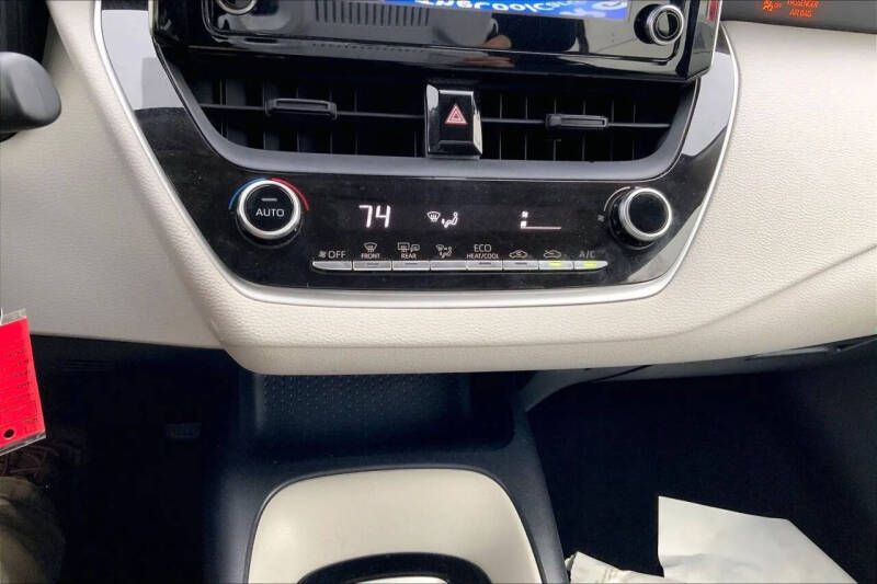 2020 Toyota Corolla LE