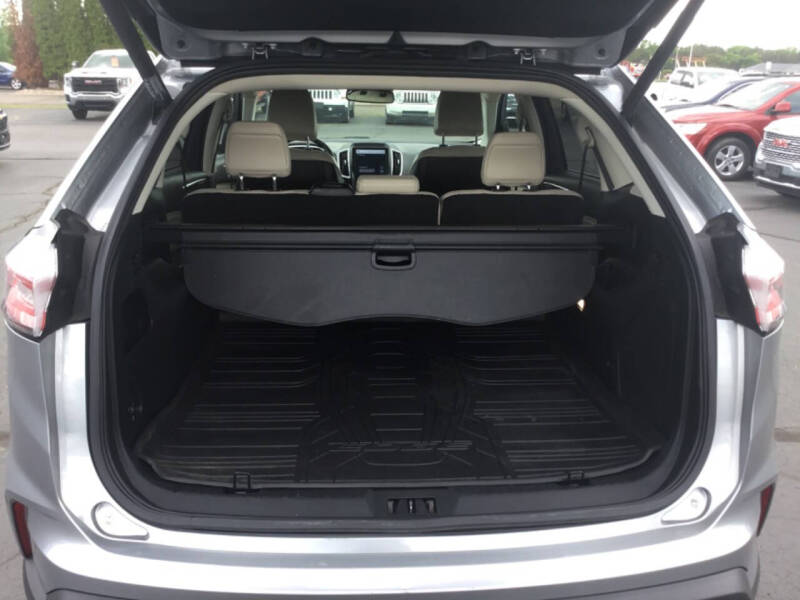 2021 Ford Edge Titanium