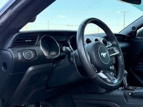 2016 Ford Mustang V6