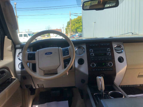 2011 Ford Expedition EL XLT